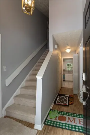 $184,900 | 101 Vineyard Pond Drive Northwest, Norcross, GA 30071