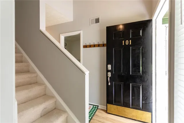 $190,000 | 101 Vineyard Pond Drive Northwest, Norcross, GA 30071