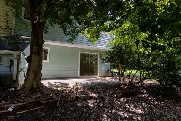 $184,900 | 101 Vineyard Pond Drive Northwest, Norcross, GA 30071