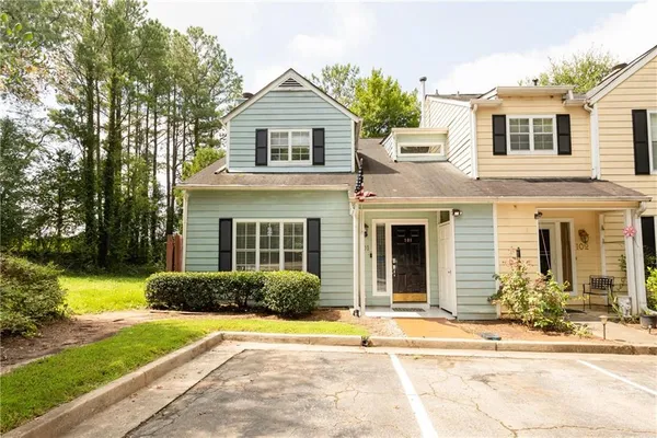 $184,900 | 101 Vineyard Pond Drive Northwest, Norcross, GA 30071