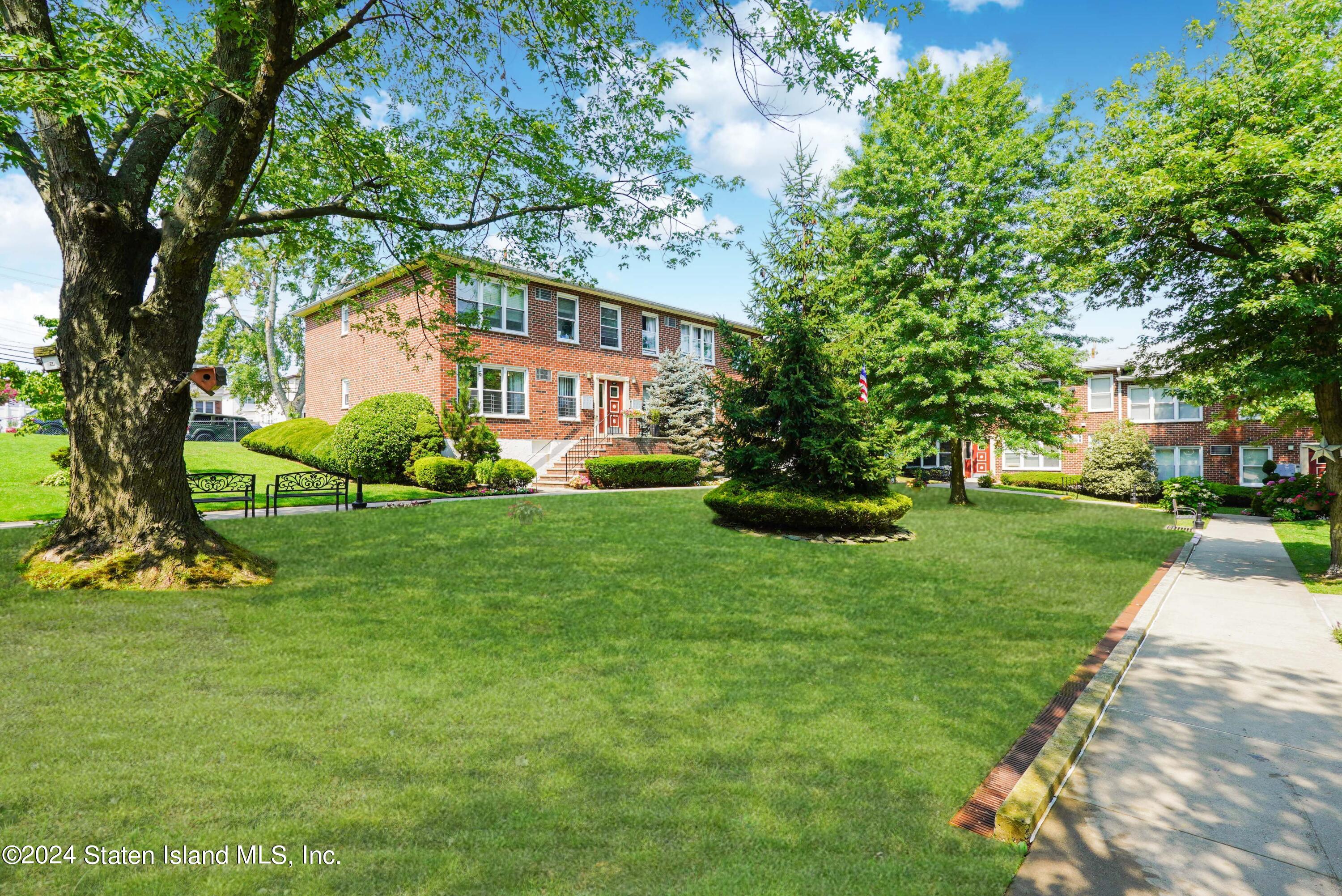 475 Armstrong Avenue, Unit F2 Staten Island, NY 10308 - Photo 2 of 10 Photo Aug 01 2024, 11 03 30 PM