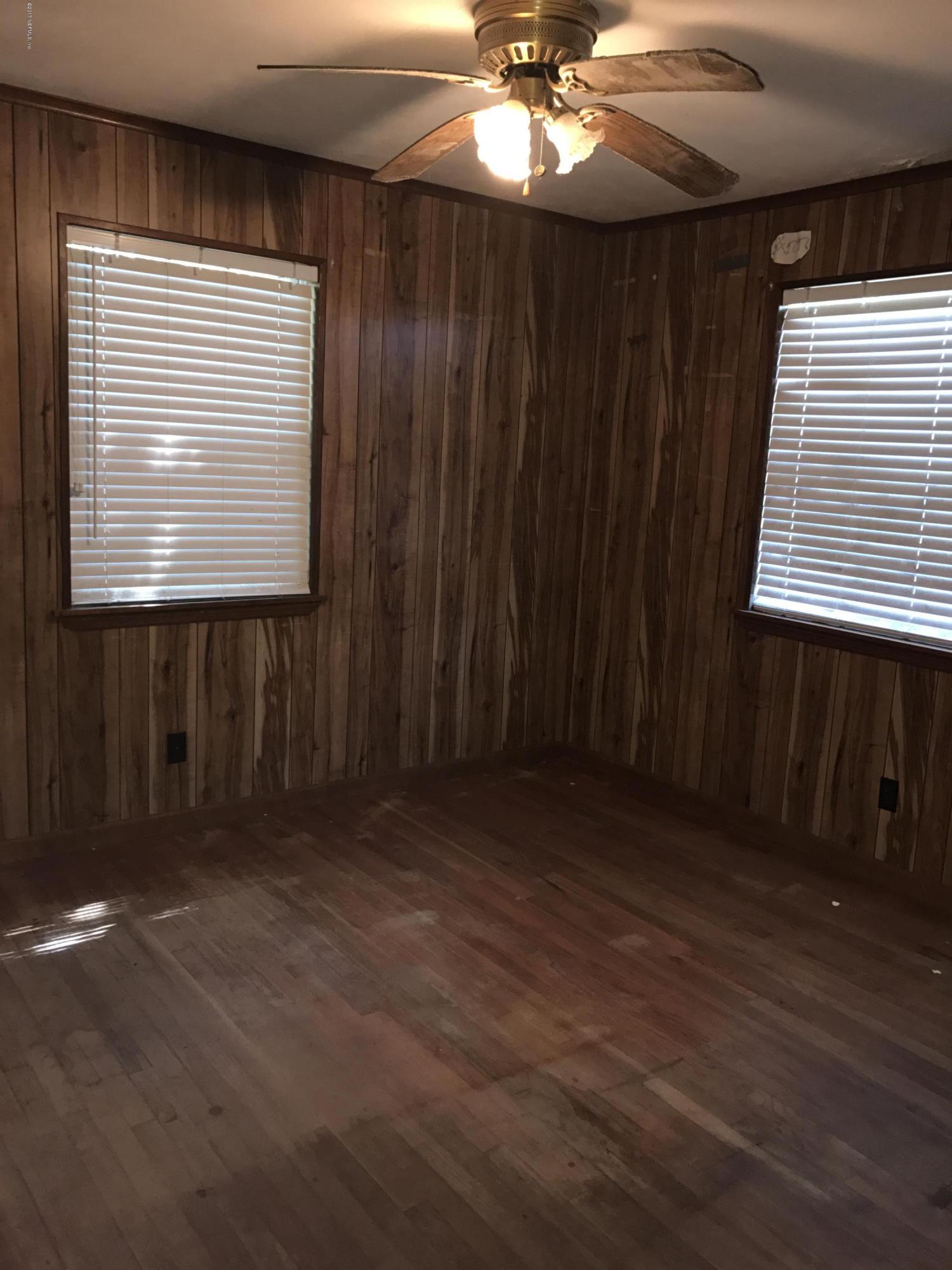 2161 W Road Jacksonville, FL 32216 - Photo 11 of 15 IMG_1421