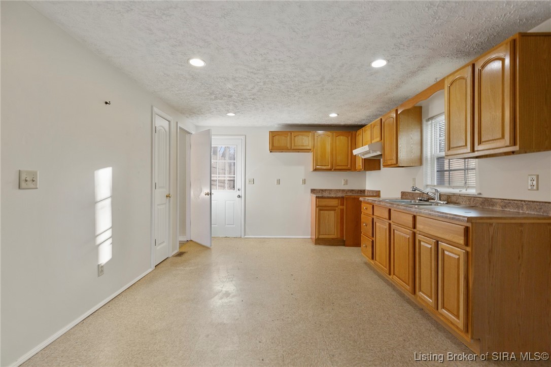 4575 Tee Road Northeast Corydon, IN 47112 - Photo 3 of 40