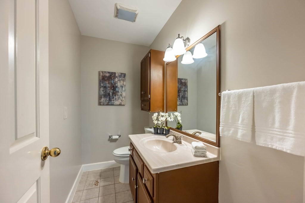 12 Blueberry Circle Andover, MA 01810 - Photo 20 of 36