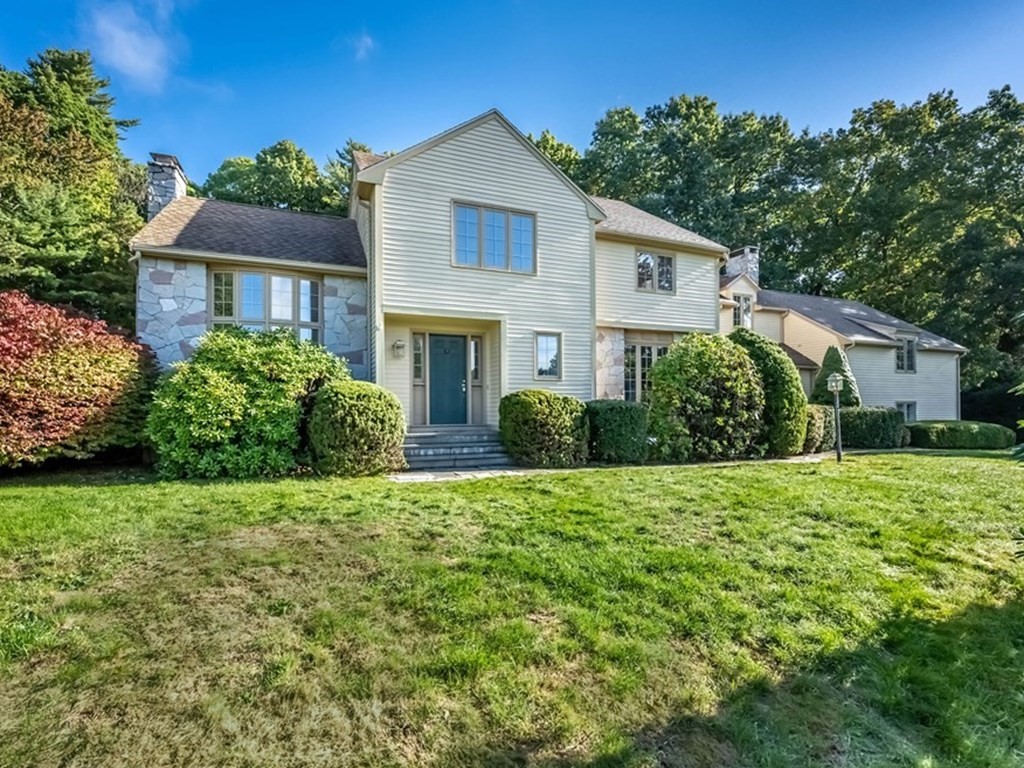 12 Blueberry Circle Andover, MA 01810 - Photo 2 of 36