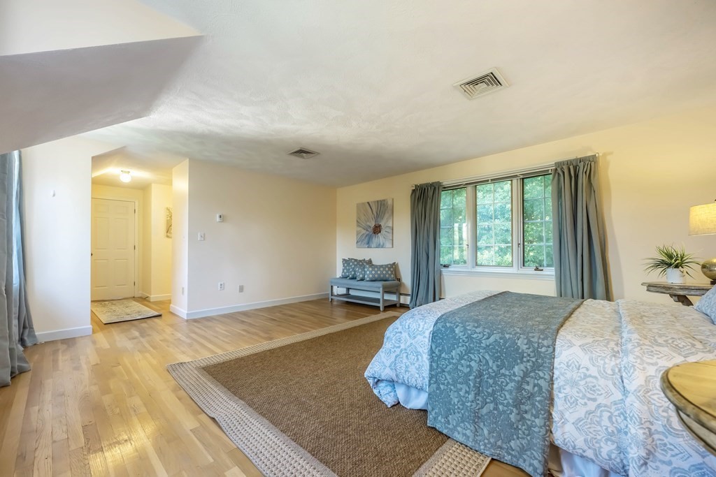 12 Blueberry Circle Andover, MA 01810 - Photo 23 of 36