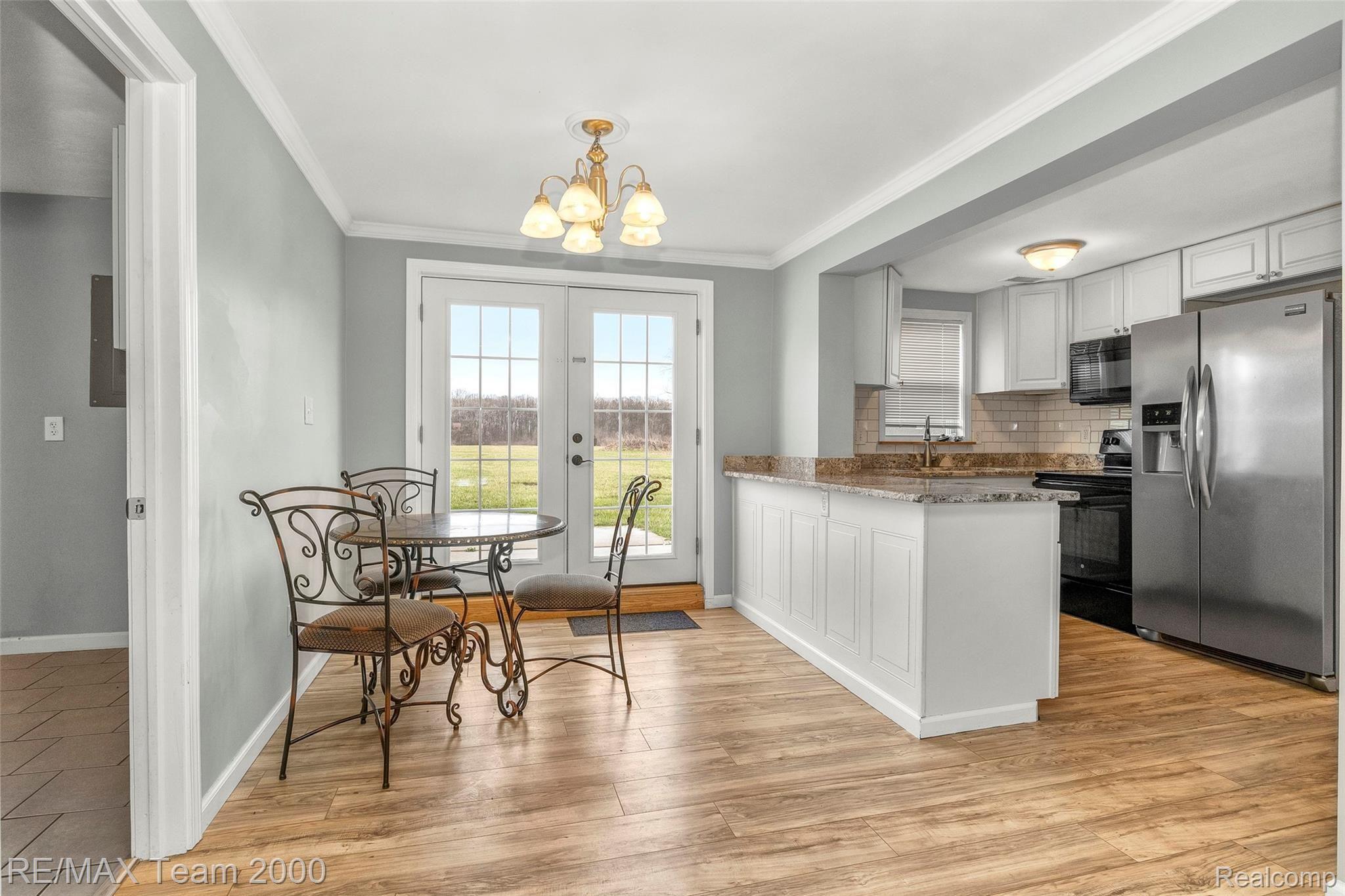 6611 Sheldon Road Belleville, MI 48111 - Photo 12 of 44 12.jpg