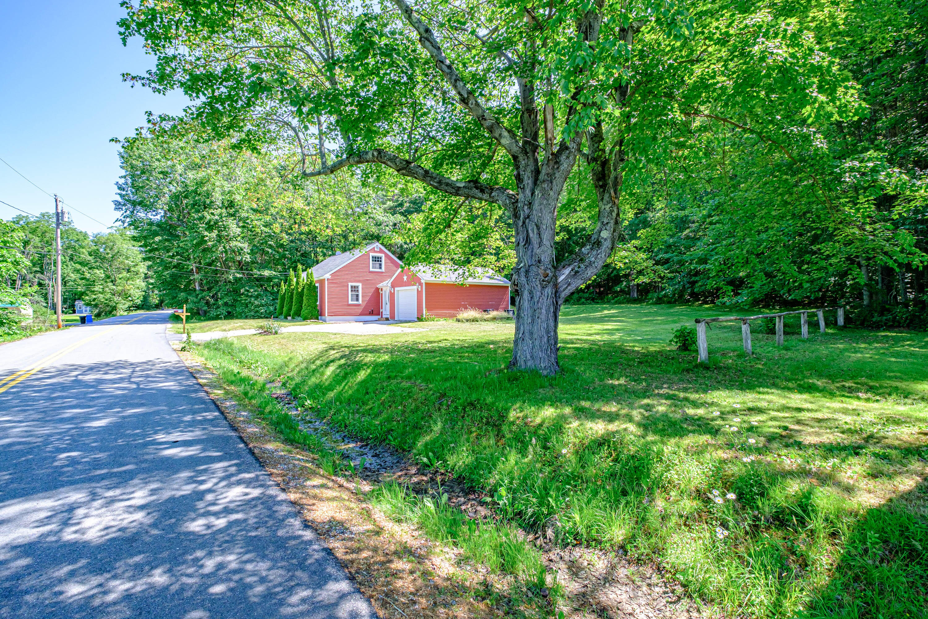 710 Beech Hill Road Auburn, ME 04210 - Photo 4 of 41 20230622gp-61001