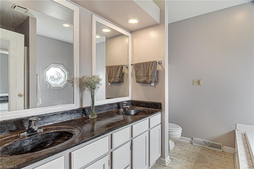 1632 Quillmark Road Winston-Salem, NC 27127 - Photo 21 of 25 Gallery Image 21