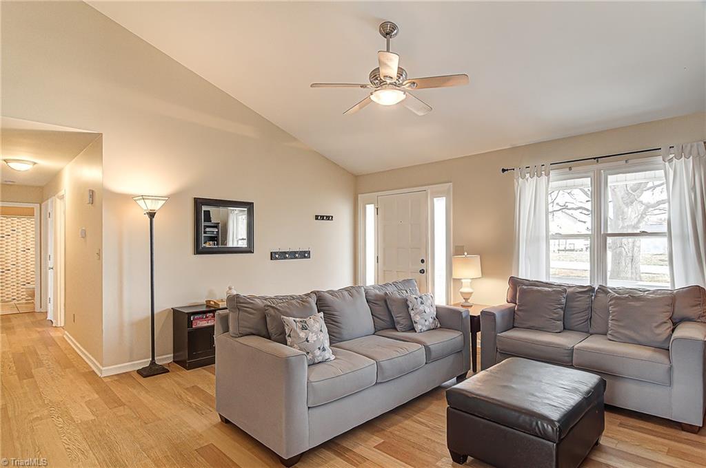 1632 Quillmark Road Winston-Salem, NC 27127 - Photo 4 of 25 Gallery Image 4