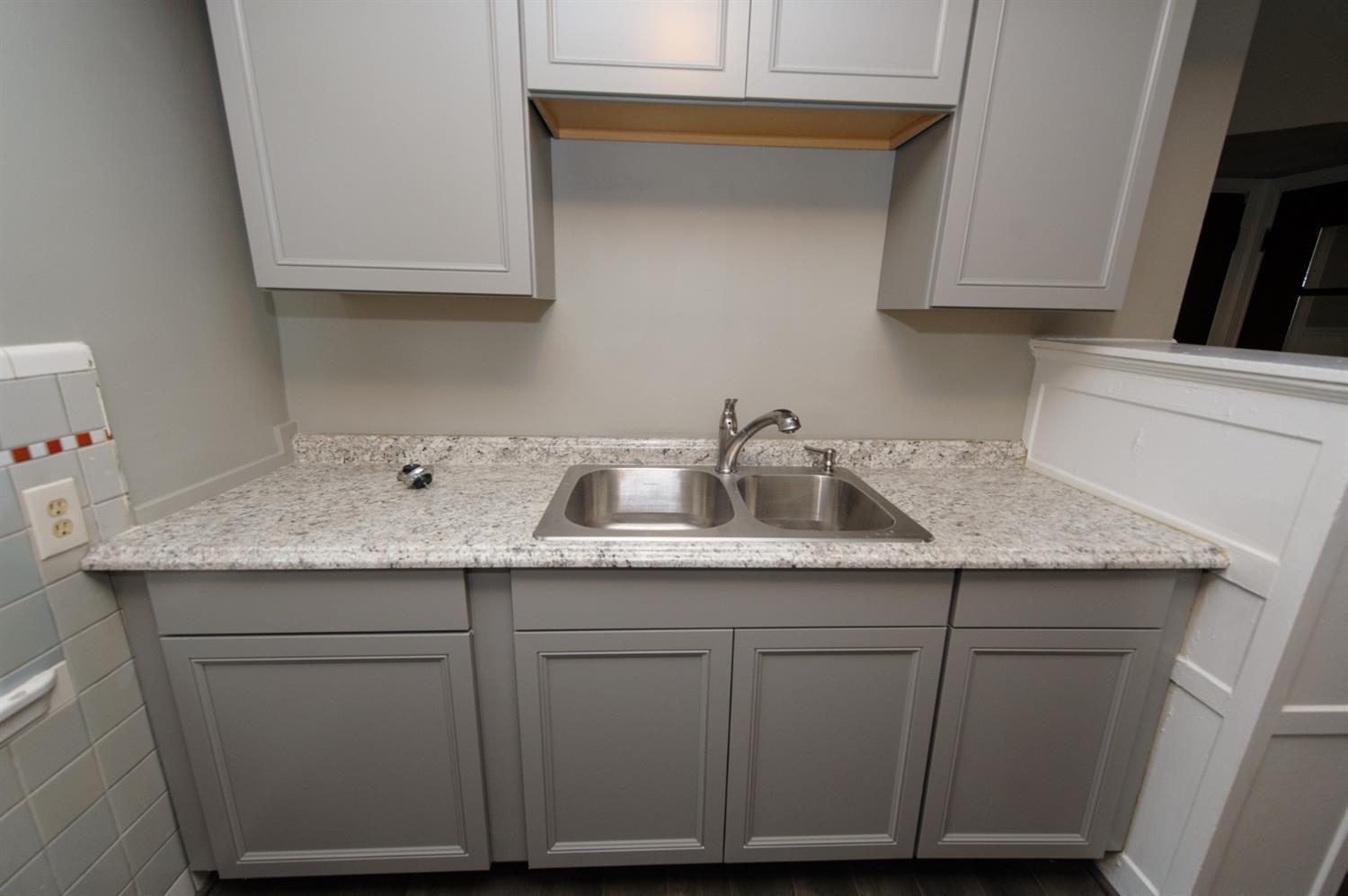 6659 Montgomery Road, Unit 3 Cincinnati, OH 45213 - Photo 11 of 23