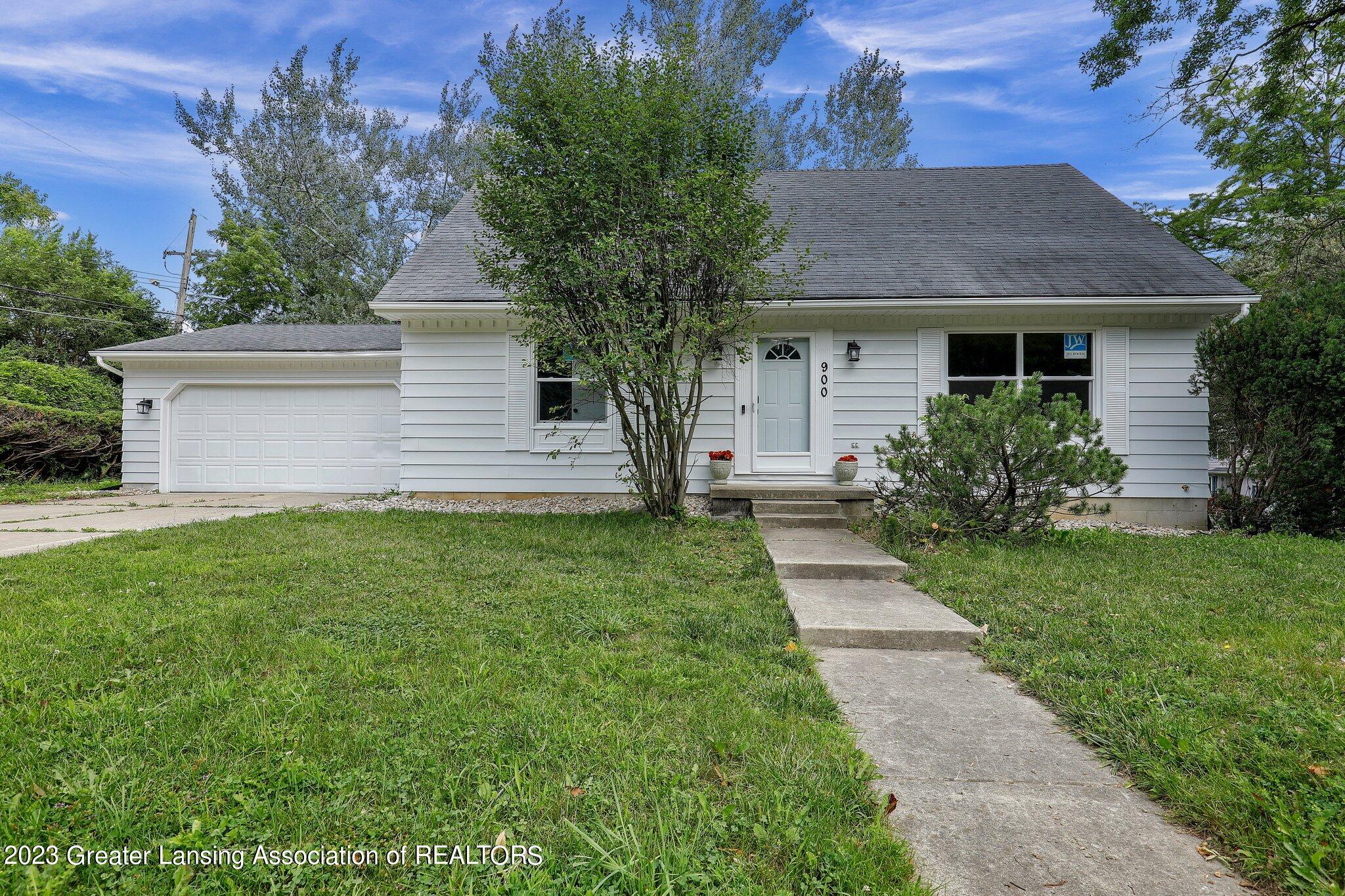 900 West Cavanaugh Road Lansing, MI 48910 - Photo 2 of 32 30-web-or-mls-Open Ended Media-30