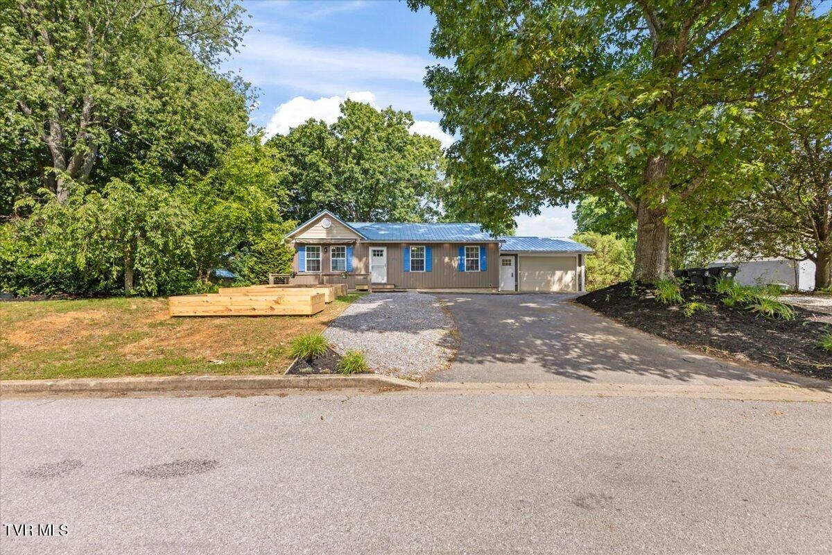 152 Cochran Road Jonesborough, TN 37659 - Photo 3 of 62 05-128A6872