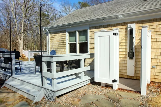 $699,000 | 18 Katian Way, Mashpee, MA 02649