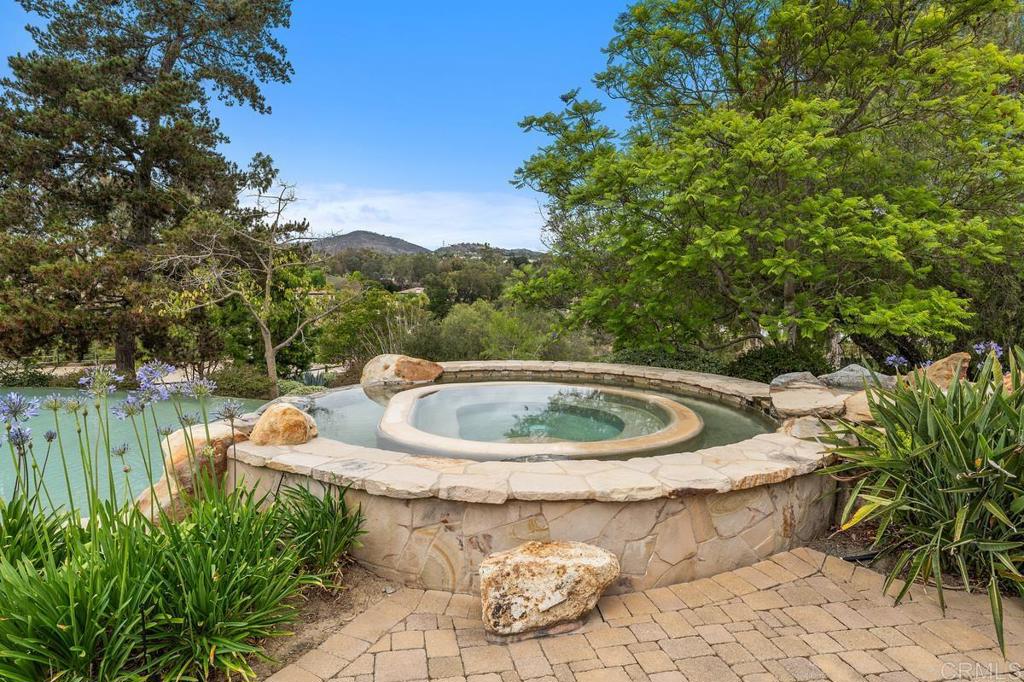 7090 Via Guadalupe Rancho Santa Fe, CA 92067 - Photo 42 of 59