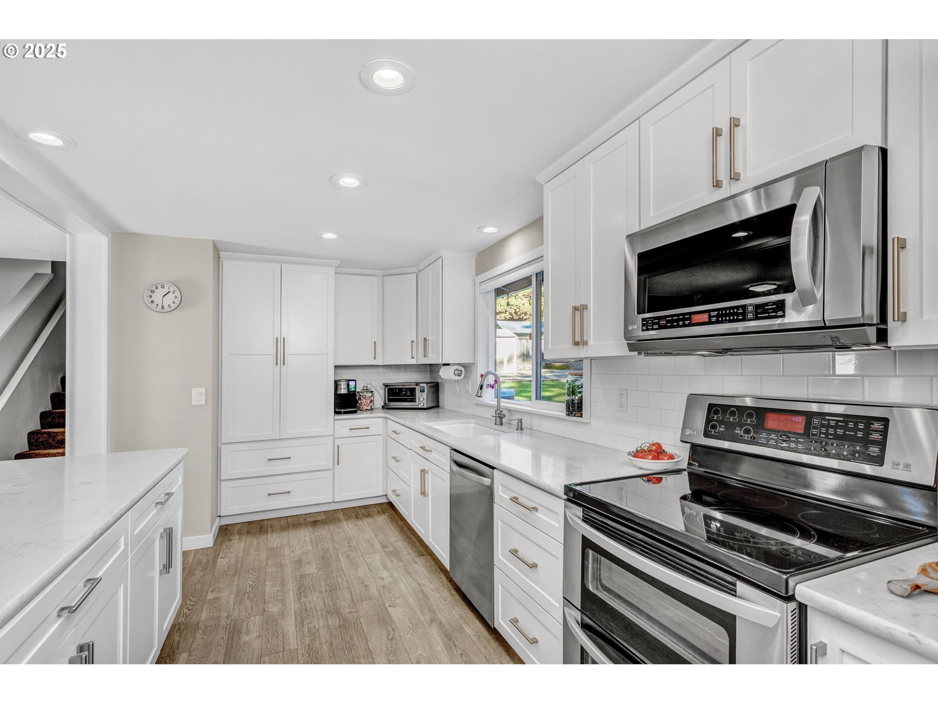 15935 Southwest Bull Mountain Road Portland, OR 97224 - Photo 11 of 43 Gallery Image 11