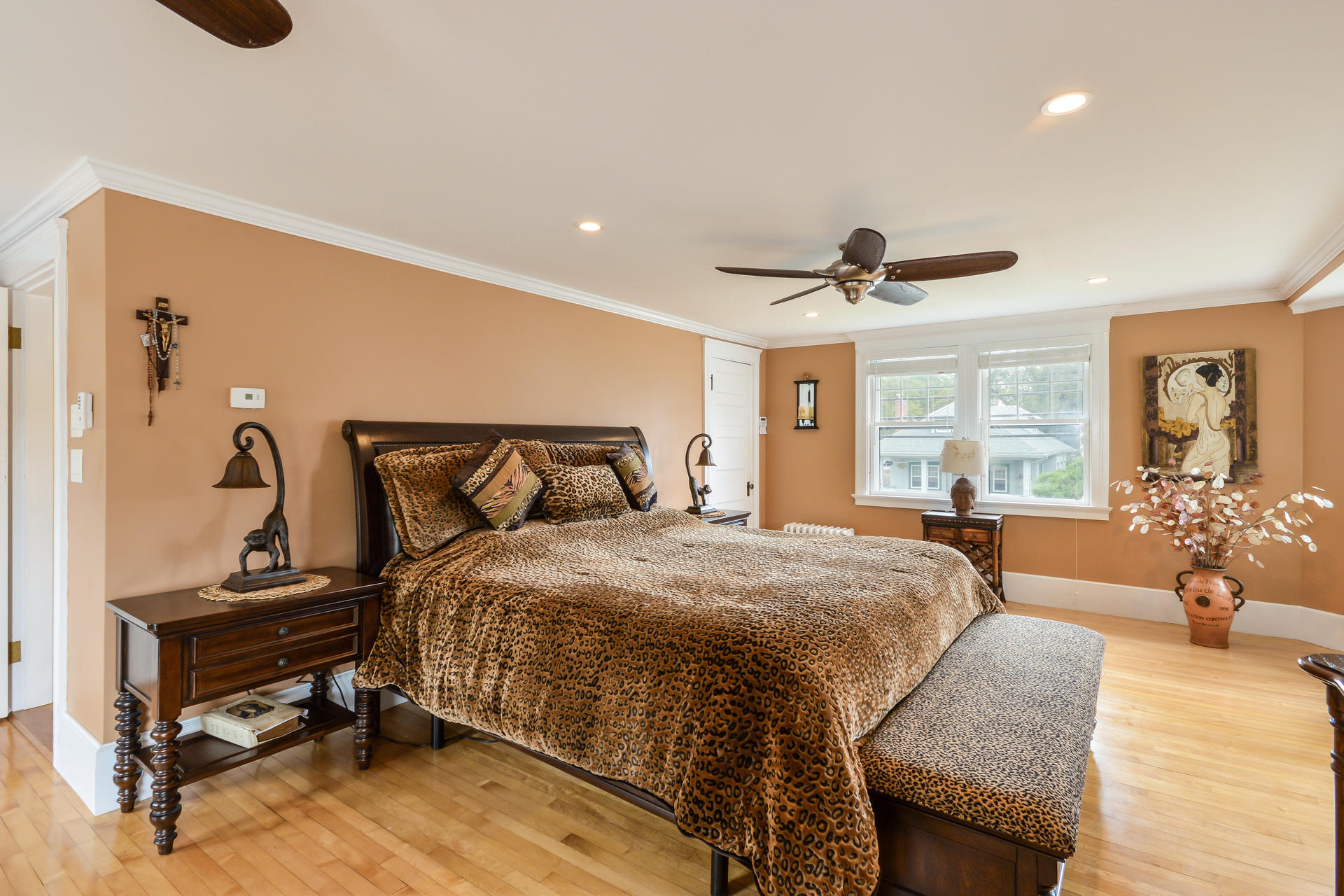 128 High Street Wareham, MA 02571 - Photo 12 of 31 017-photo-master-bedroom-6336938