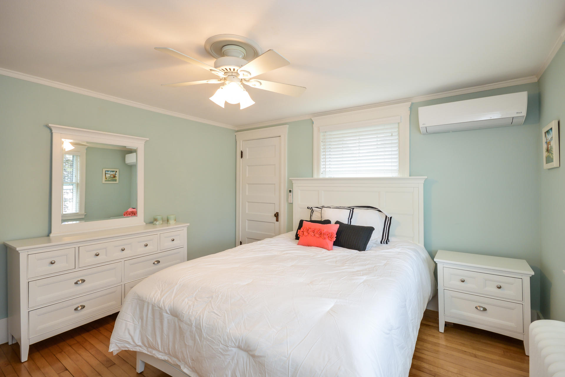 128 High Street Wareham, MA 02571 - Photo 13 of 31 019-photo-bedroom-6336933