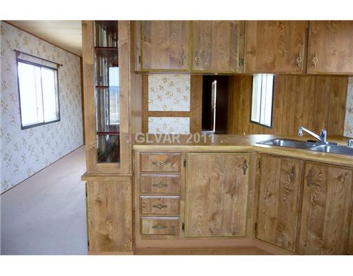 4170 Forest Road Pahrump, NV 89048 - Photo 5 of 10 Kitchen.