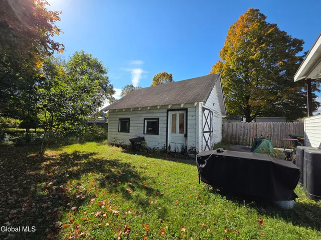 $192,000 | 30 1st Street, Glens Falls, NY 12801