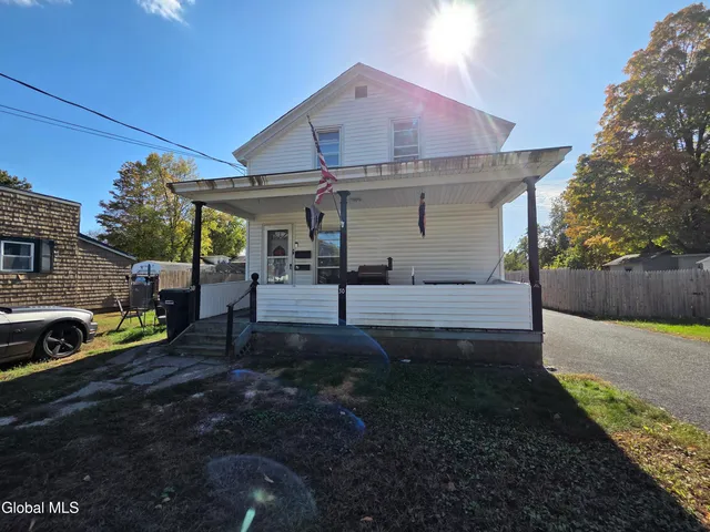 $192,000 | 30 1st Street, Glens Falls, NY 12801