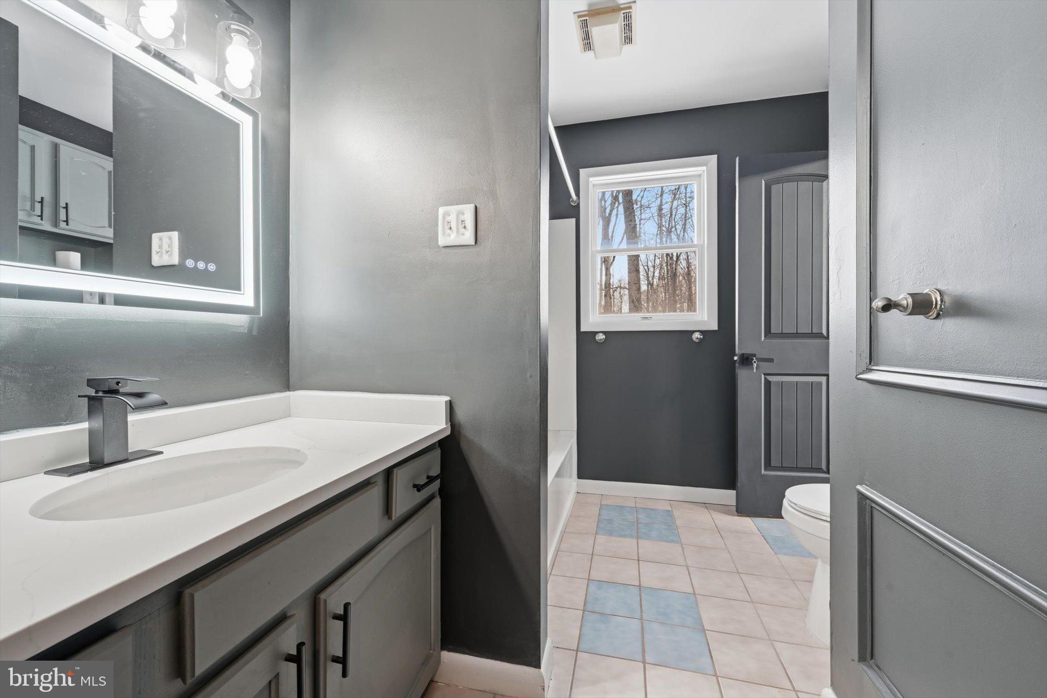 294 Cambridge Road Coatesville, PA 19320 - Photo 14 of 25