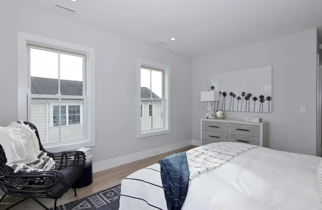 $11,500 | 38 St Roch Avenue, Unit B, Greenwich, CT 06830