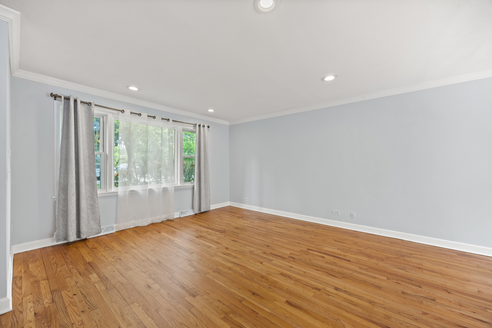 939 Long Road Glenview, IL 60025 - Photo 10 of 35