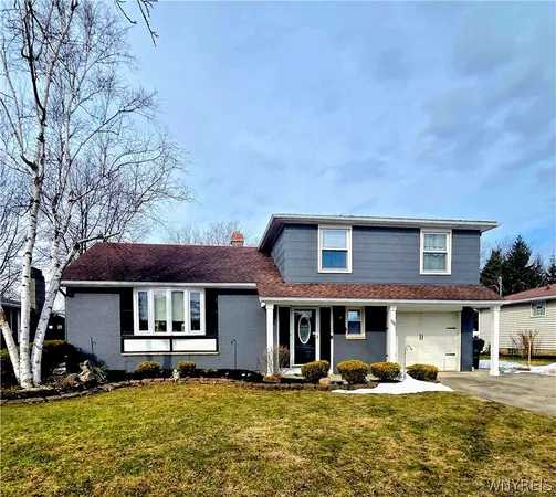 $375,000 | 106 Dorset Drive, Lancaster, NY 14043