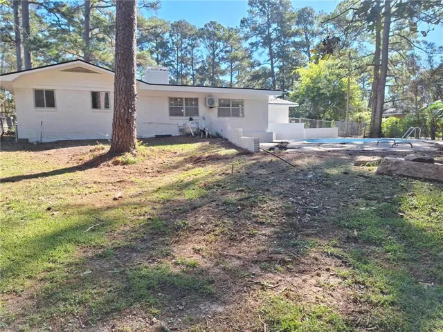 $275,500 | 567 Edgewood Drive, Pineville, LA 71360