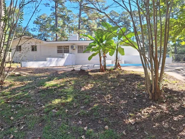$275,500 | 567 Edgewood Drive, Pineville, LA 71360
