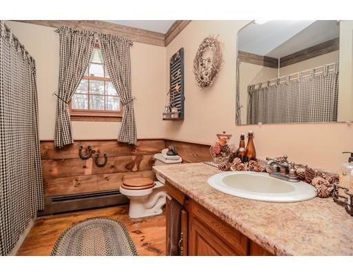 152 Barker Hill Road Townsend, MA 01469 - Photo 20 of 25 Gallery Image 20