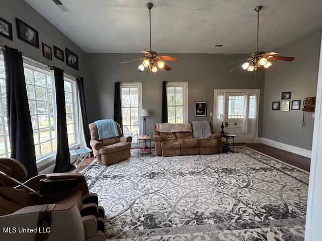 588 Union Street Gloster, MS 39638 - Photo 5 of 44 IMG_3259