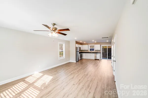 $1,800 | 604 West 8th Street, Kannapolis, NC 28081