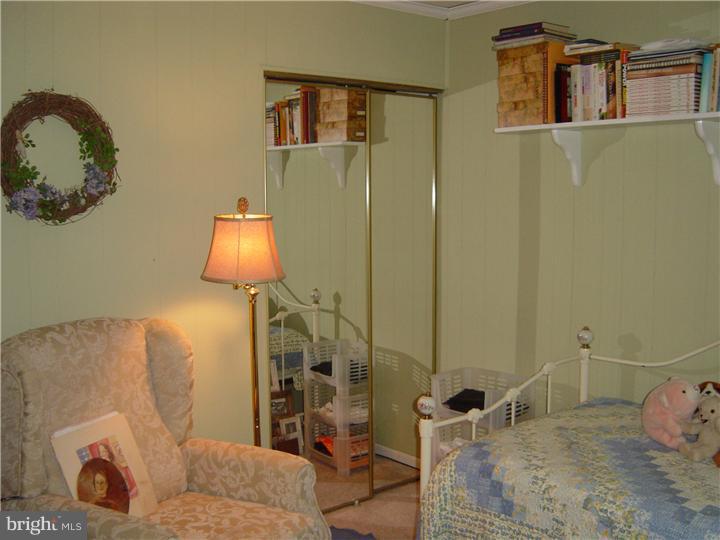 15115 Ina Drive Philadelphia, PA 19116 - Photo 12 of 21 Gallery Image 12