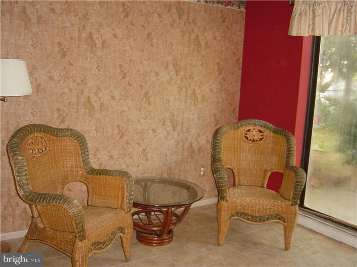 15115 Ina Drive Philadelphia, PA 19116 - Photo 18 of 21 Gallery Image 18