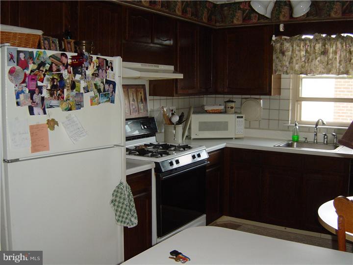 15115 Ina Drive Philadelphia, PA 19116 - Photo 6 of 21 Gallery Image 6