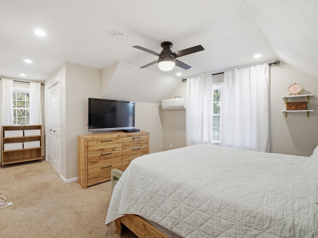 17 Meadowbrook Lane Norton, MA 02766 - Photo 21 of 42