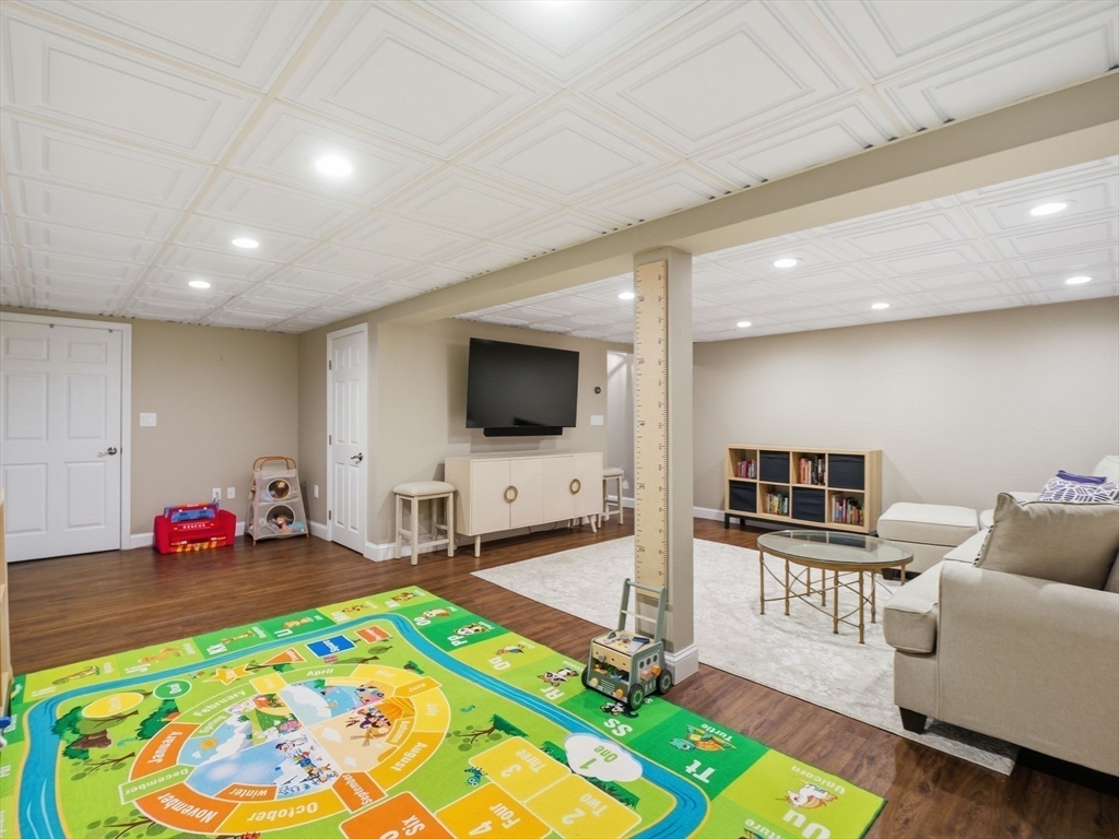 17 Meadowbrook Lane Norton, MA 02766 - Photo 29 of 42