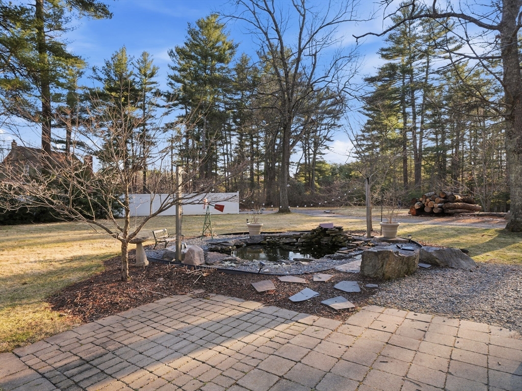 17 Meadowbrook Lane Norton, MA 02766 - Photo 35 of 42