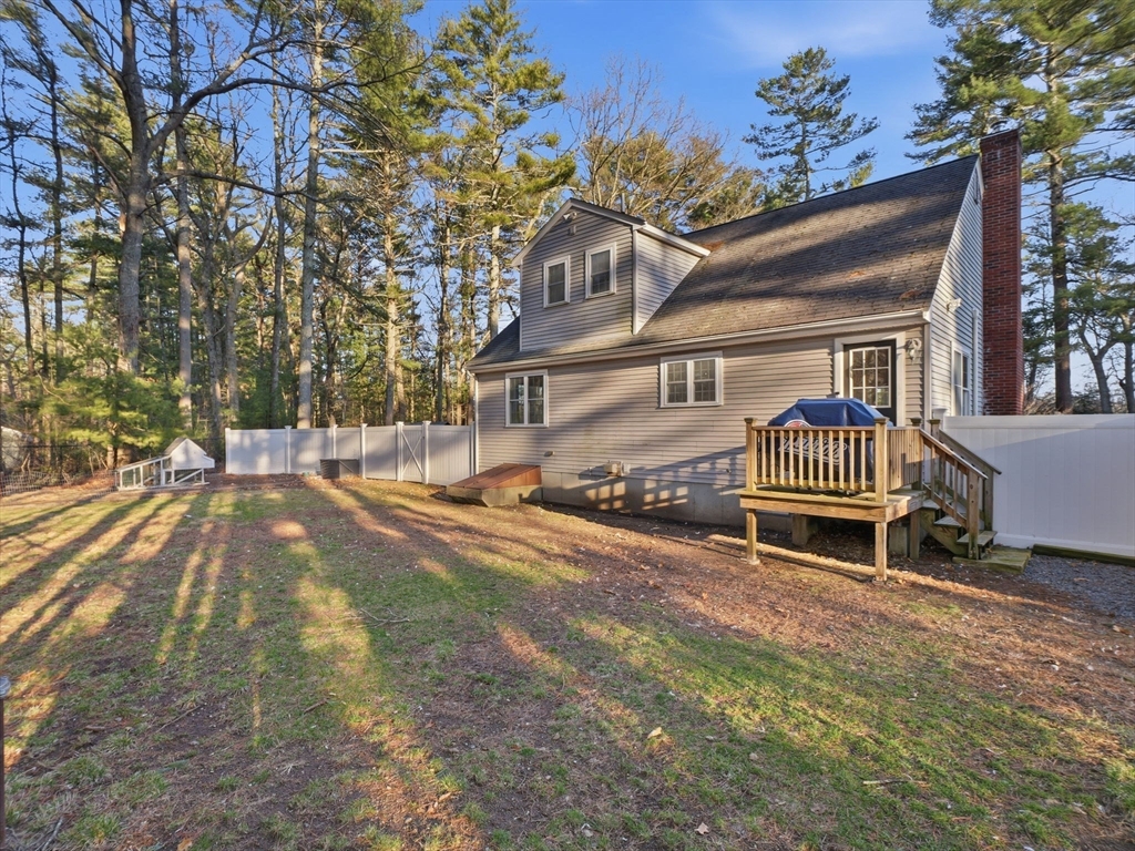 17 Meadowbrook Lane Norton, MA 02766 - Photo 37 of 42