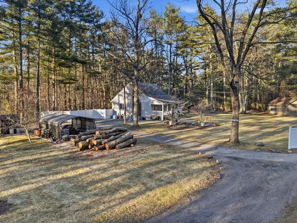 $675,000 | 17 Meadowbrook Lane, Norton, MA 02766