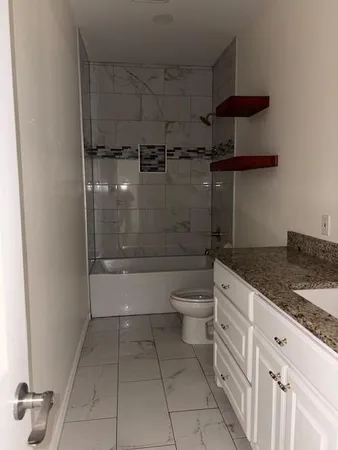 $1,895 | 1217 West 11th Avenue, Corsicana, TX 75110