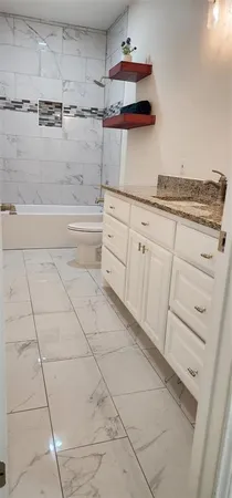 $1,895 | 1217 West 11th Avenue, Corsicana, TX 75110