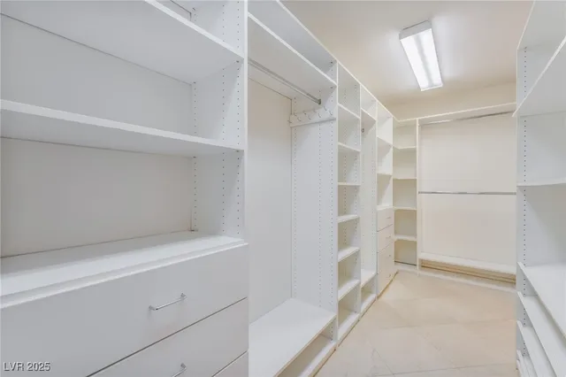 $2,795 | 9796 Raven Wing Canyon Court, Las Vegas, NV 89183