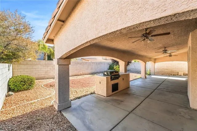 $2,795 | 9796 Raven Wing Canyon Court, Las Vegas, NV 89183