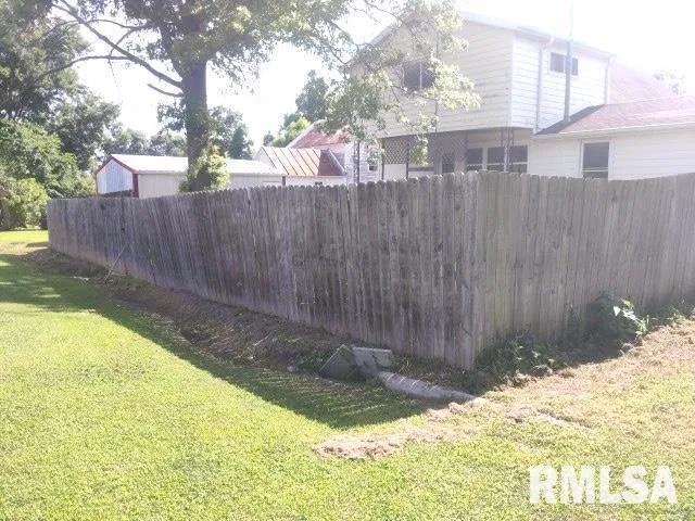 $50,400 | 1916 Ames Road, Red Bud, IL 62278