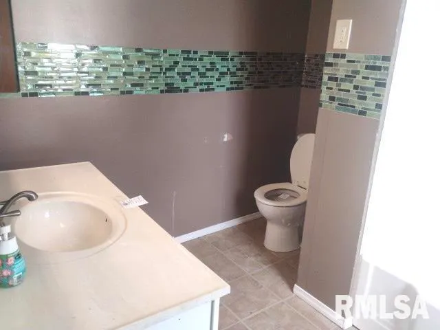 $50,400 | 1916 Ames Road, Red Bud, IL 62278