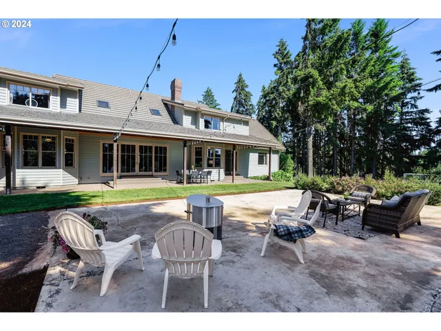 $1,725,000 | 17765 Monnier Road Northeast, Hubbard, OR 97032