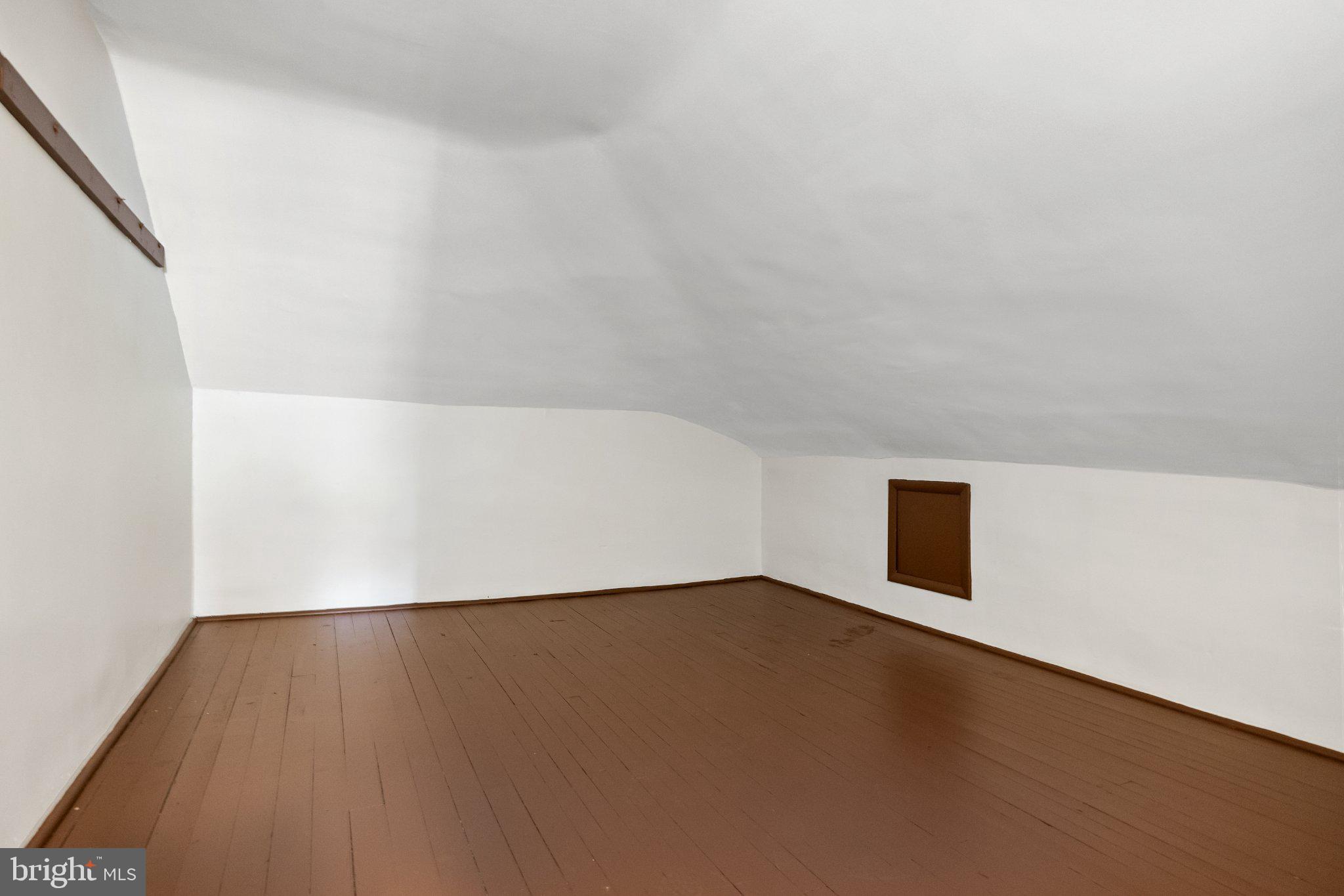 43 East 24th Street Chester, PA 19013 - Photo 28 of 39